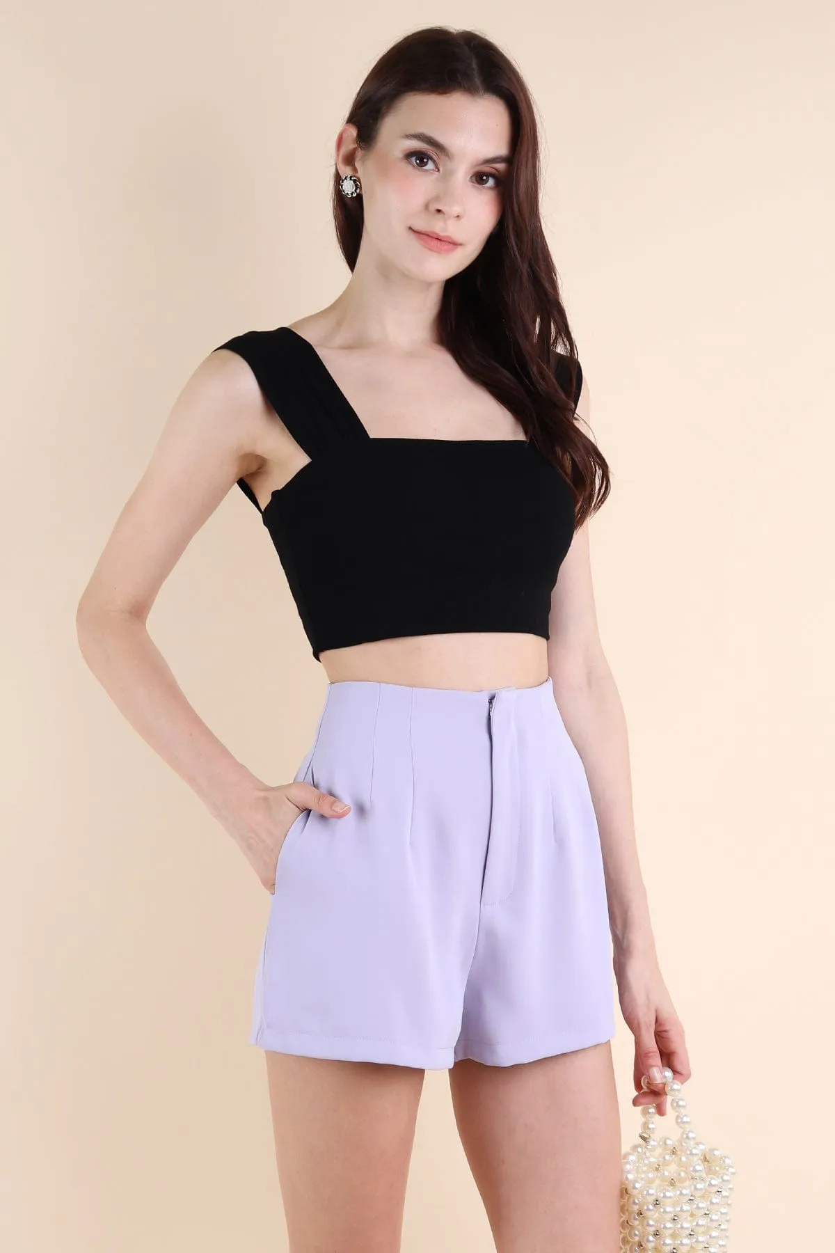 FREDA SEAMLESS BASIC SHORTS IN LILAC