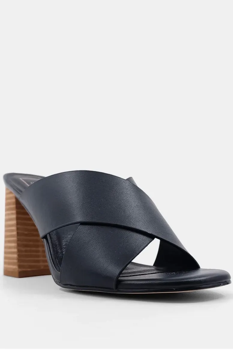 GOYA CROSS STRAP SANDAL