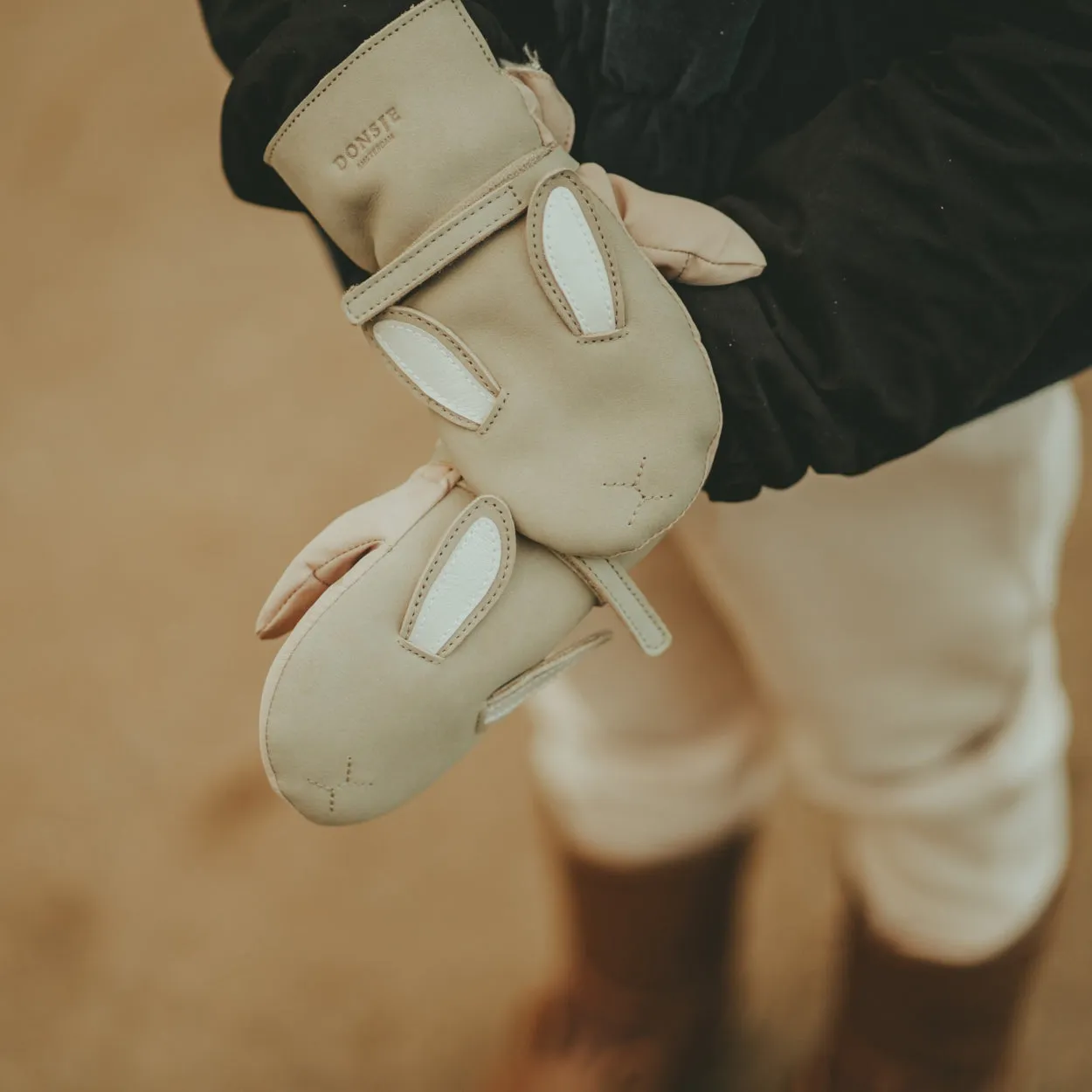 Kapi Classic Mittens | Bunny | Taupe Nubuck