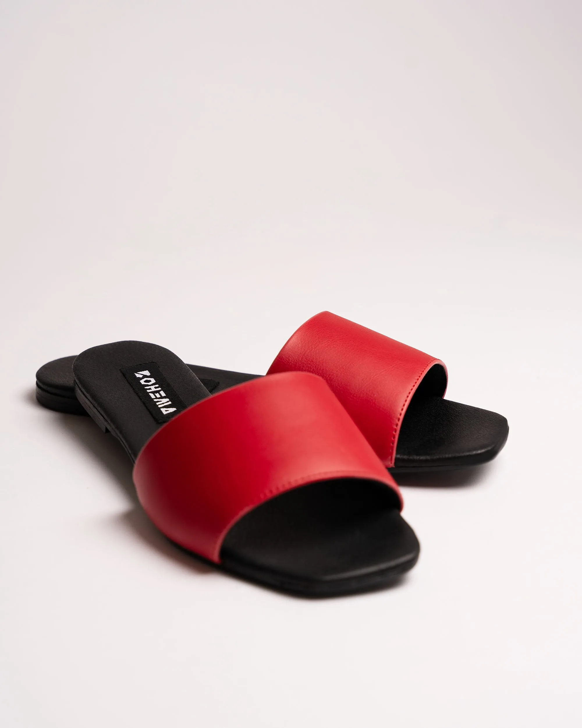 Mellow Slides Red vegan slides made of corn leather